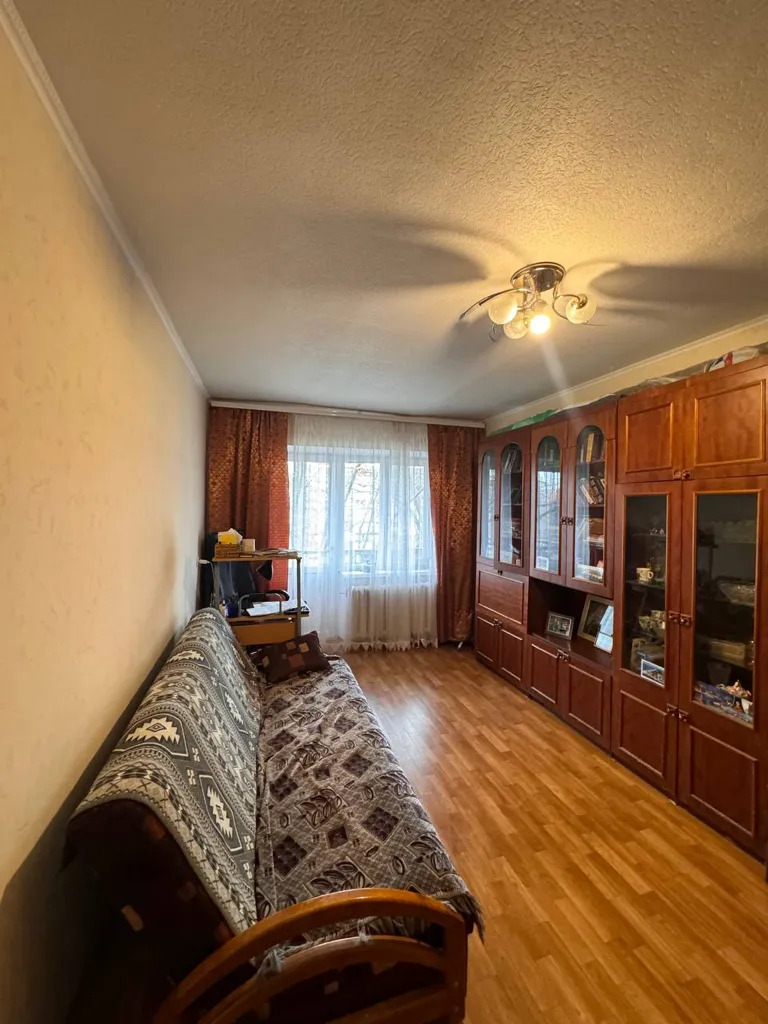 Продажа 2-комнатной квартиры 46 м², Александра Поля просп., 50А