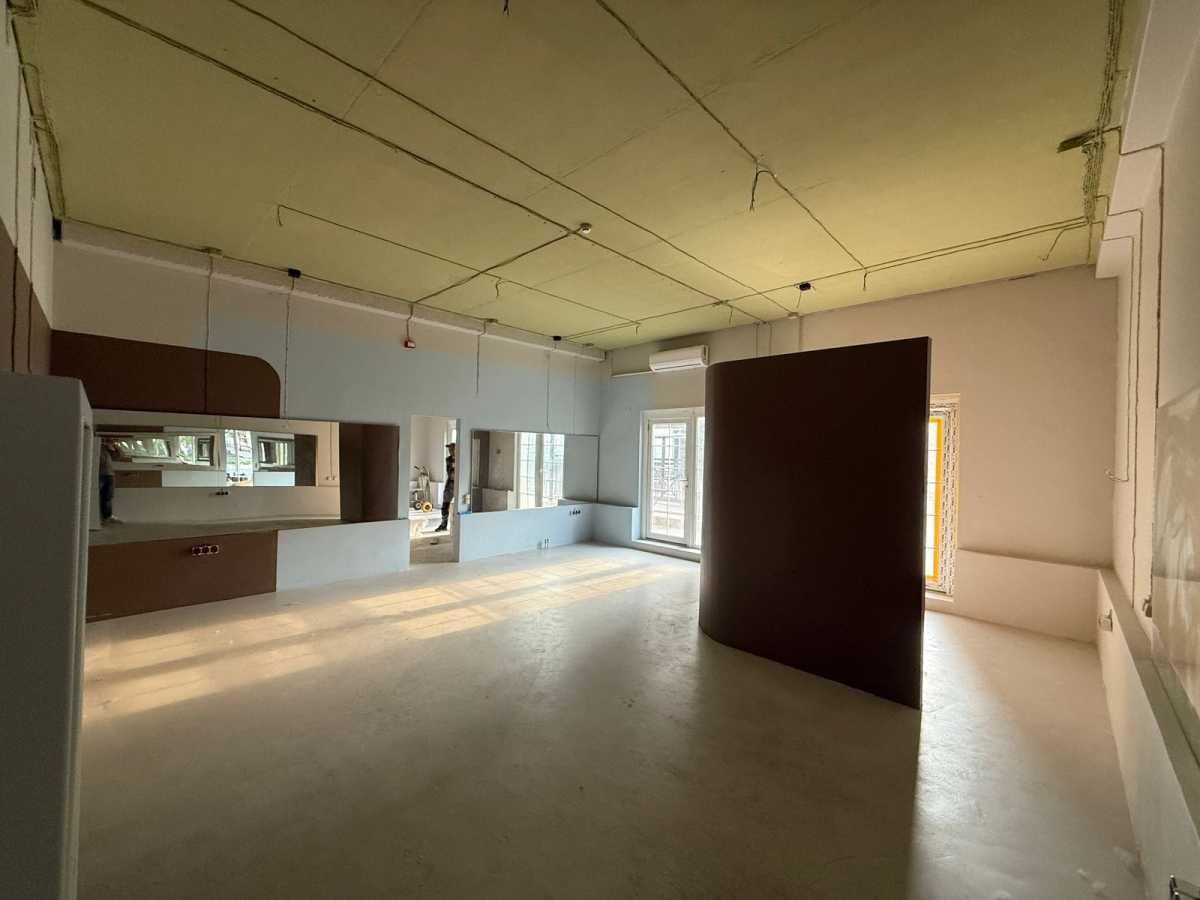 Аренда другого торгового помещения 79 м², Михаила Максимовича ул., 24