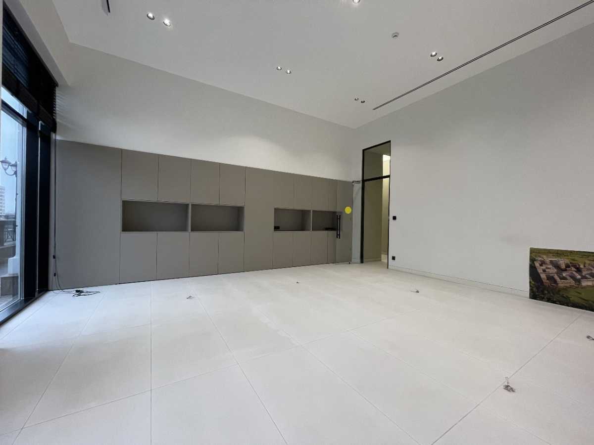 Продажа другого торгового помещения 270 м², Михаила Максимовича ул., 26В