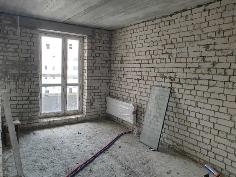 Продаж 5-кімнатної квартири 200 м²