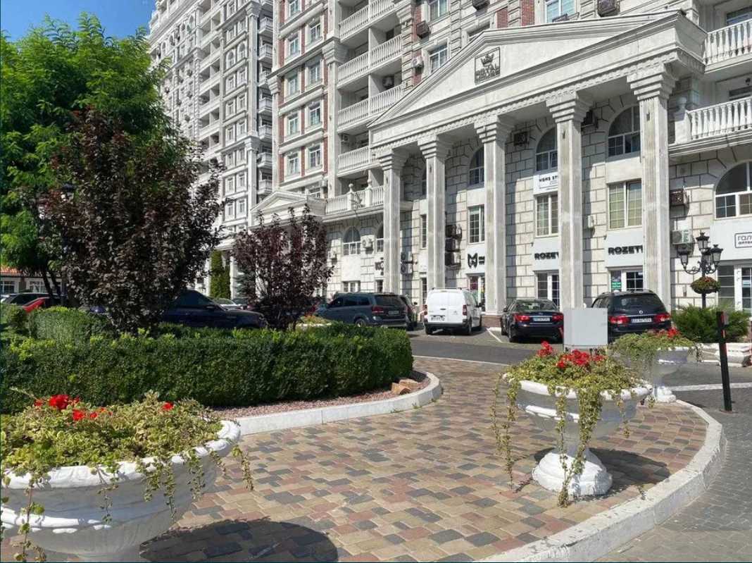 Аренда другого торгового помещения 100 м², Михаила Максимовича ул., 26