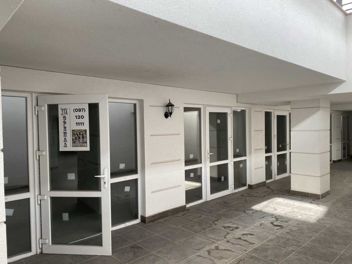 Продаж іншого торгівельного приміщення 20 м², Михайла Максимовича вул., 24В