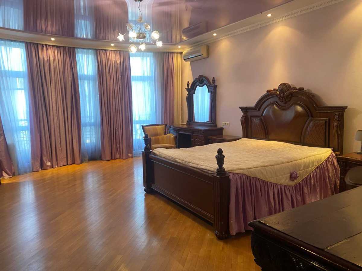 Оренда 3-кімнатної квартири 180 м², Павлівська вул., 26/41