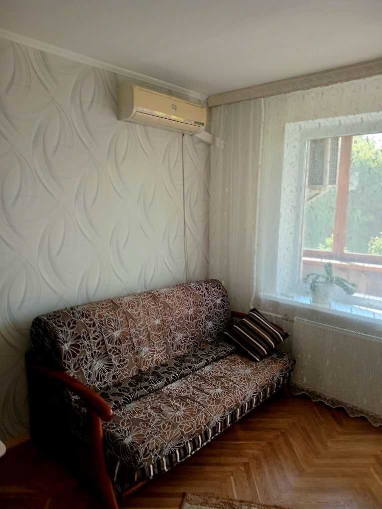 Оренда 2-кімнатної квартири 64 м², Лабораторний пров., 26А
