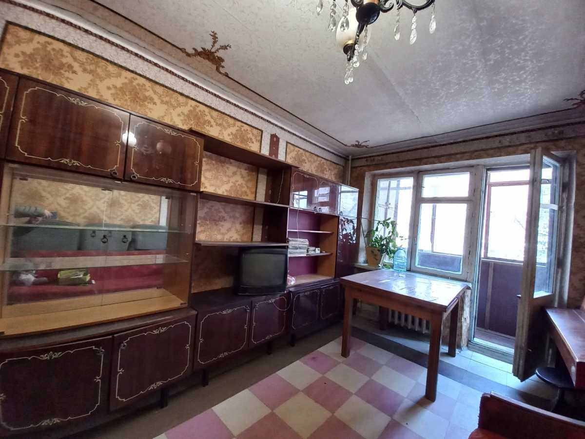 Продажа 2-комнатной квартиры 48 м², Тополь 1 ул.