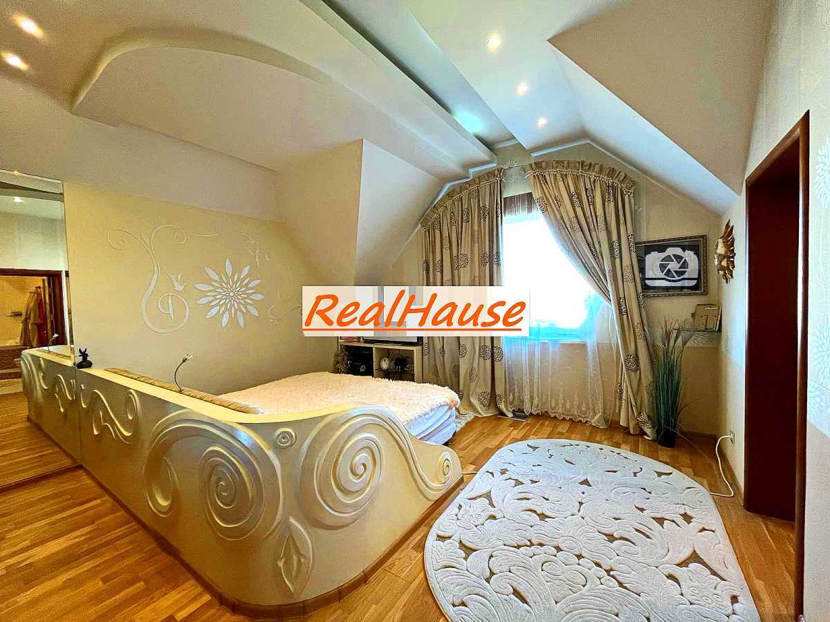 Продаж будинку 254.5 м², Затишна