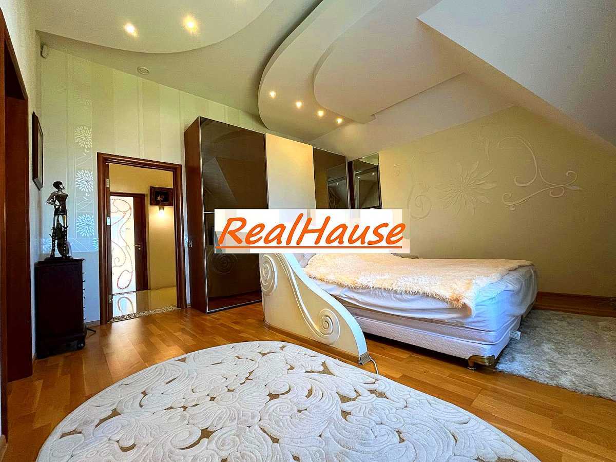 Продаж будинку 254.5 м², Затишна