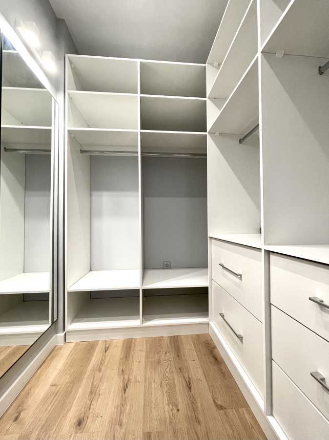 Аренда 3-комнатной квартиры 100 м², Глубочицкая ул., 32Б