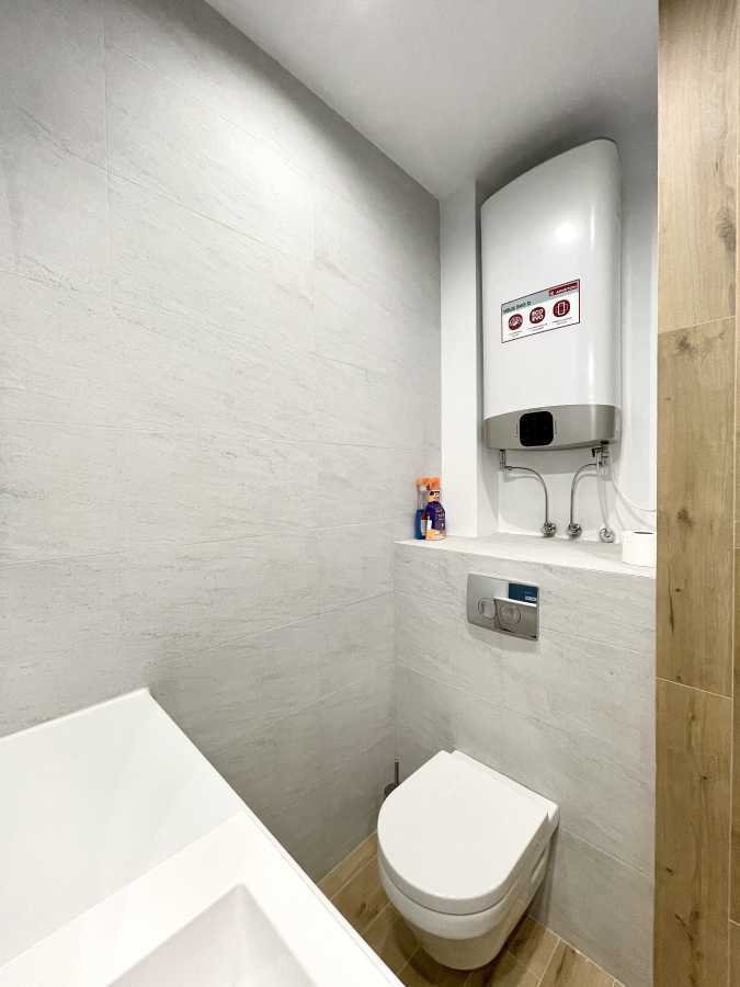Аренда 3-комнатной квартиры 100 м², Глубочицкая ул., 32Б