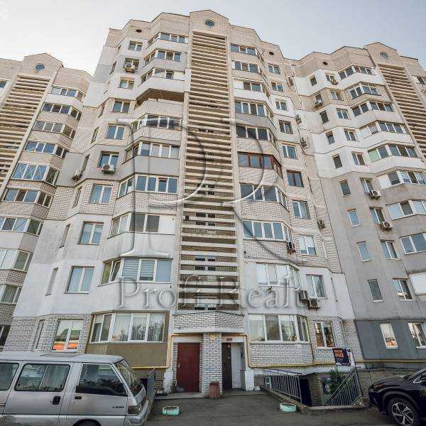 Продажа 2-комнатной квартиры 73 м², Тепличная ул., 38