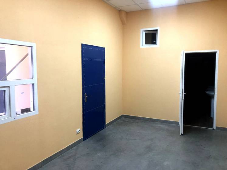 Аренда склада 1450 м², Известковая ул.