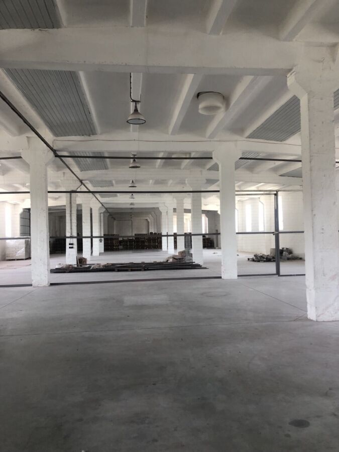 Аренда склада 1450 м², Известковая ул.