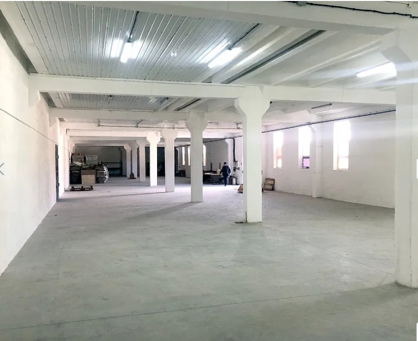 Аренда склада 1450 м², Известковая ул.