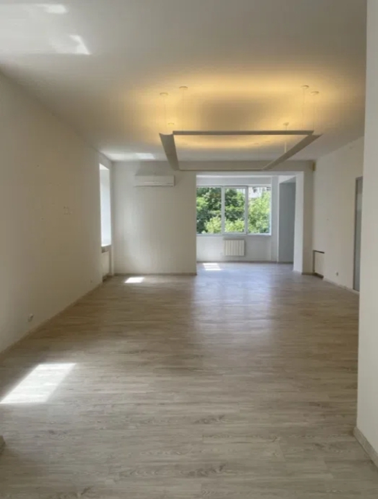 Аренда офиса 180 м², Французский бул.
