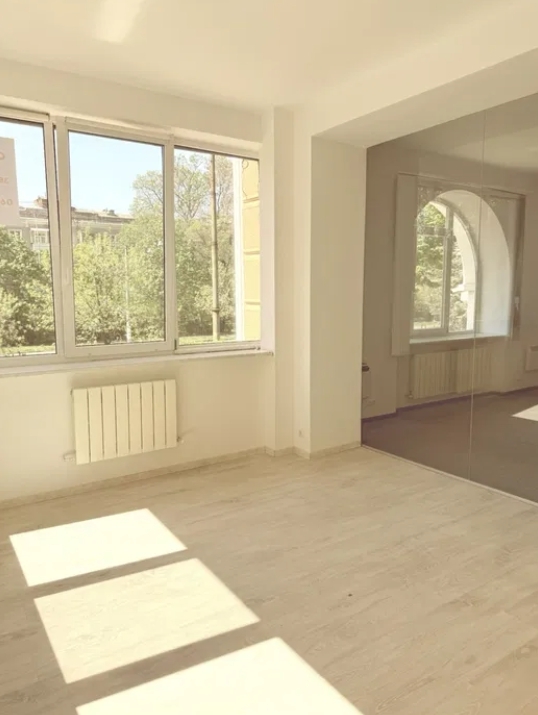 Аренда офиса 180 м², Французский бул.
