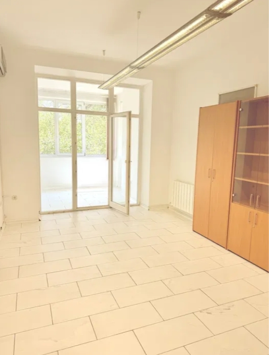 Аренда офиса 180 м², Французский бул.