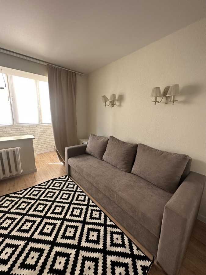 Продажа 2-комнатной квартиры 37 м², Европейская (Октябрьская) ул., 39