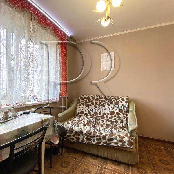 Продажа 1-комнатной квартиры 32 м², Вокзальна вулиця, 13