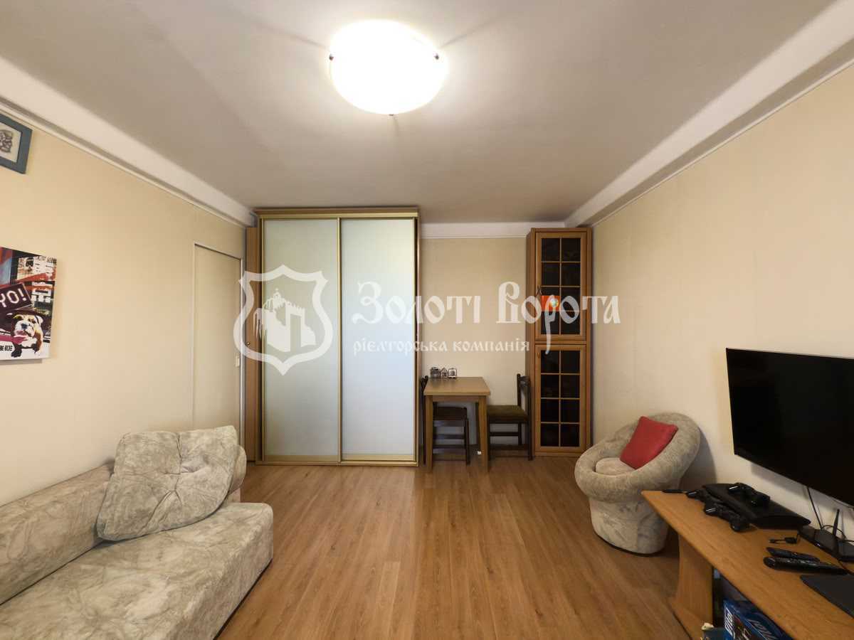 Продаж 2-кімнатної квартири 46 м², Автозаводська вул., 25