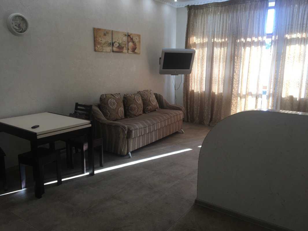 Оренда 1-кімнатної квартири 44 м², Гаршина вул., 5А