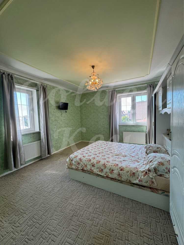 Продаж котеджу 406 м², 65-а Садова вул.