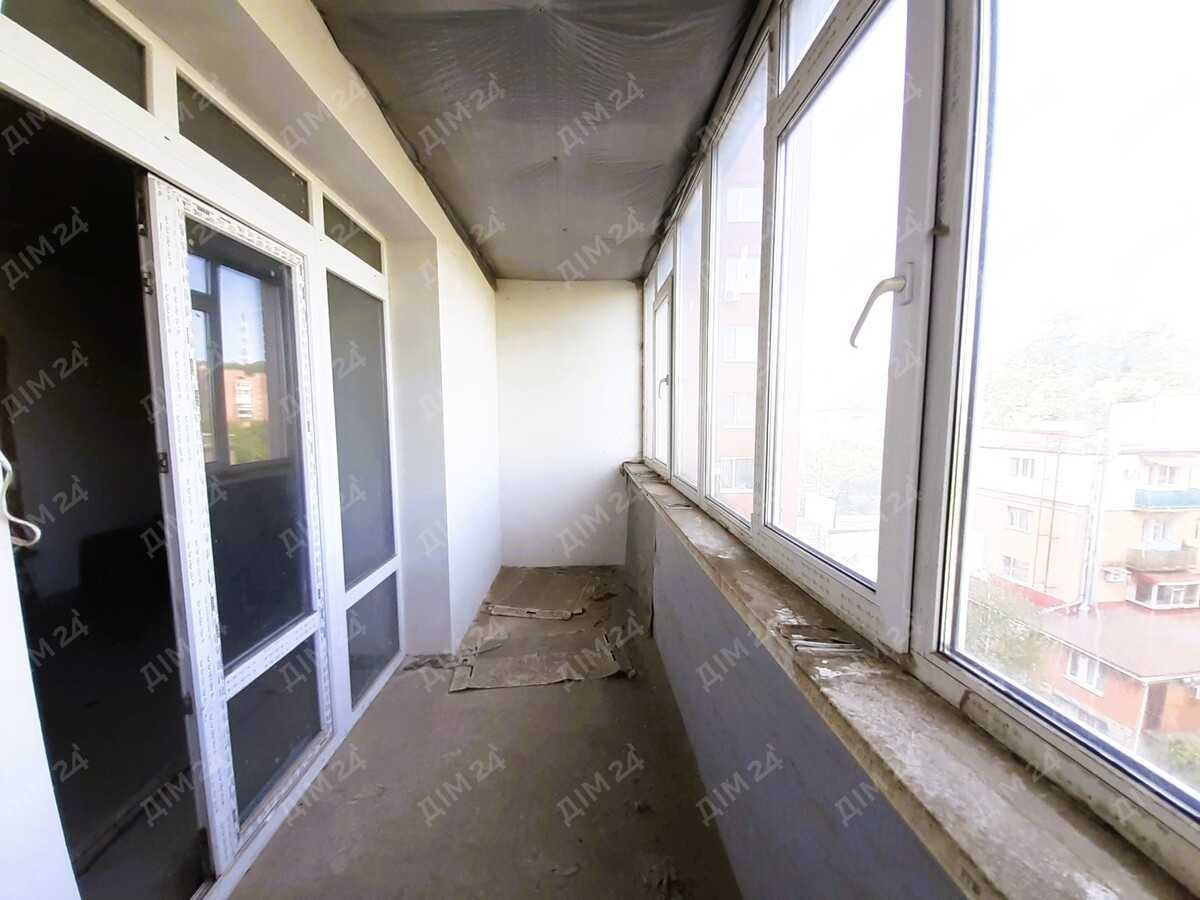 Продажа 3-комнатной квартиры 119 м², Небесной Сотни ул., 81