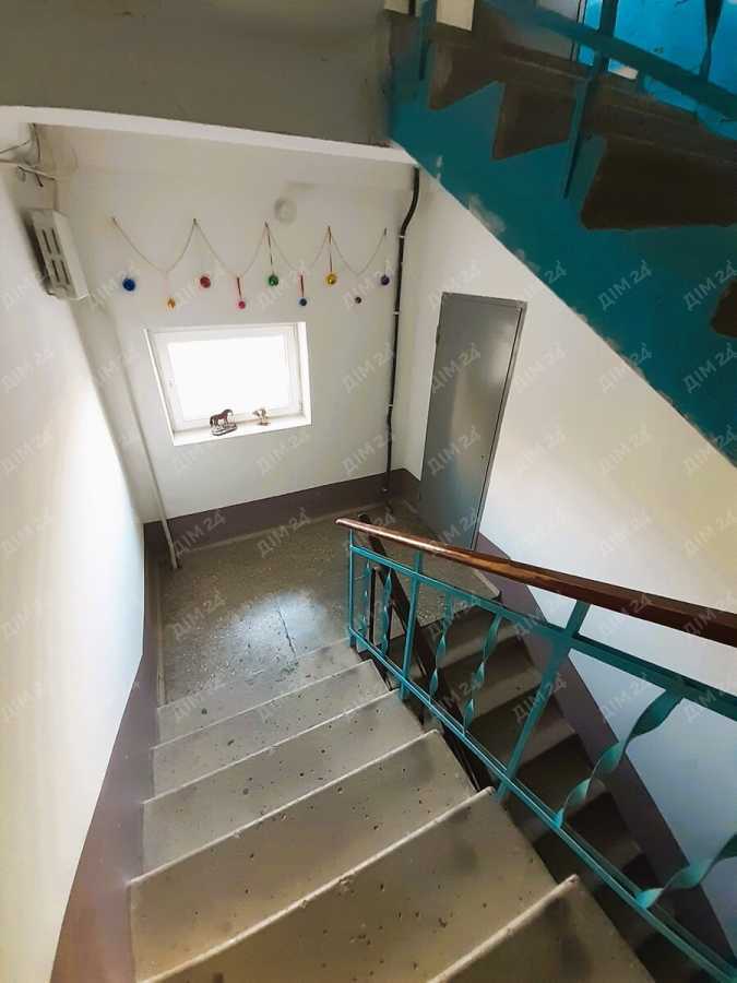 Продажа 3-комнатной квартиры 119 м², Небесной Сотни ул., 81