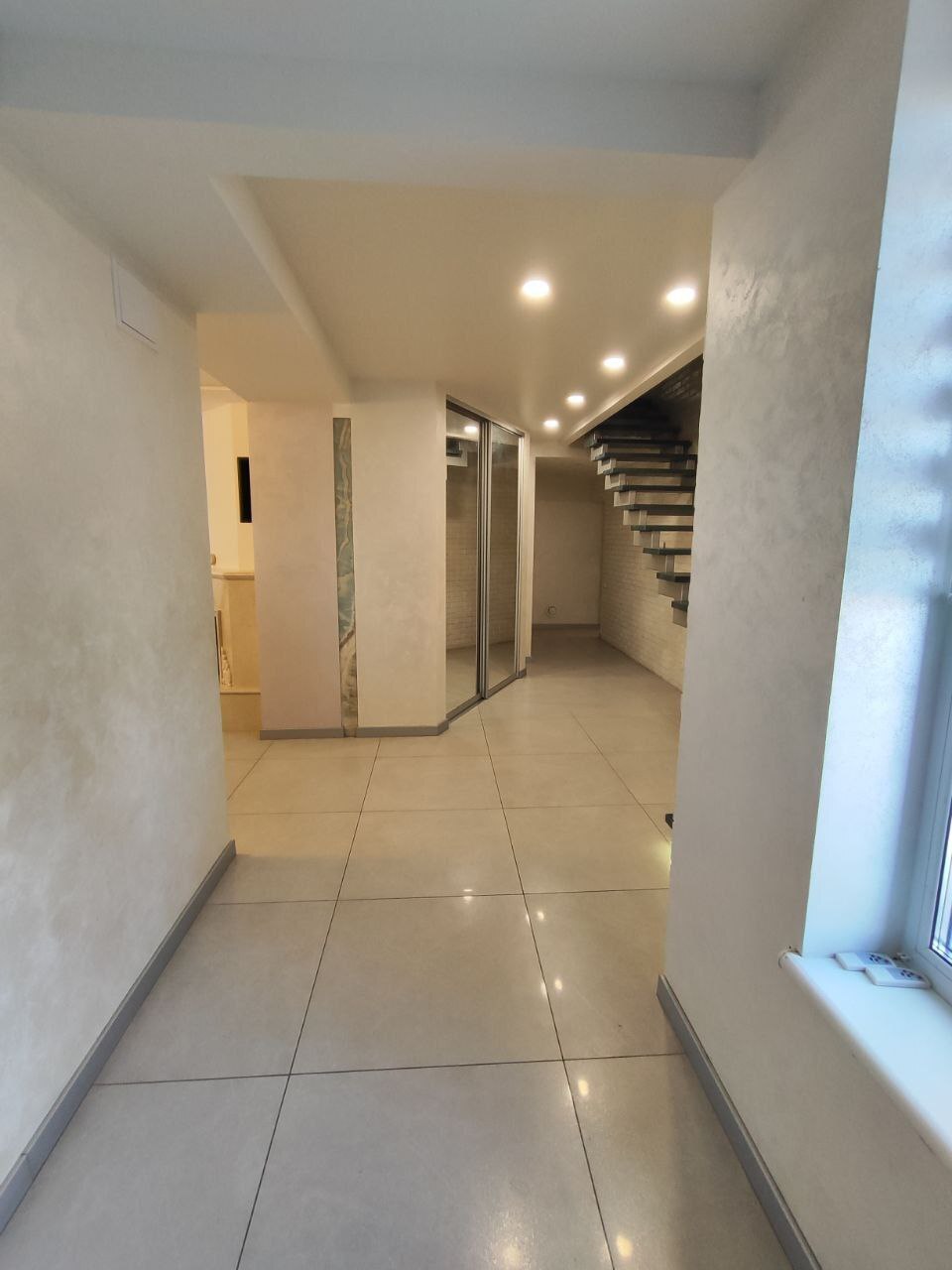 Оренда будинку 200 м², 8 Марта (Слобожанське) вул.