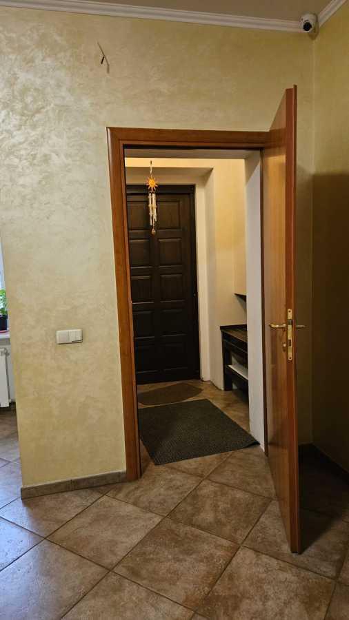 Продаж будинку 485 м², 9а