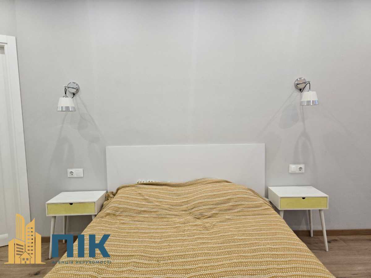 Продаж 2-кімнатної квартири 61 м², Новопольова вул., 2/1