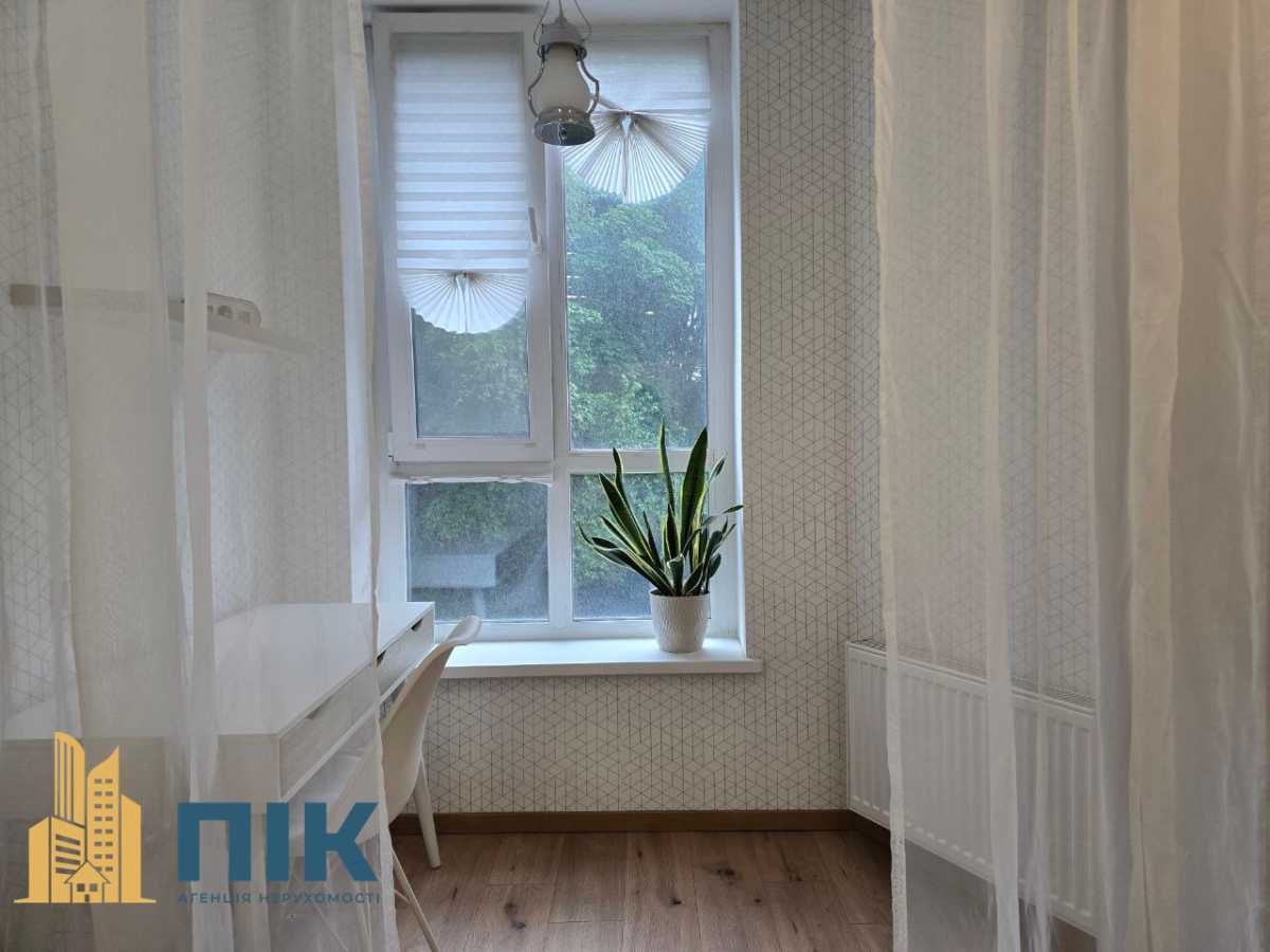 Продаж 2-кімнатної квартири 61 м², Новопольова вул., 2/1