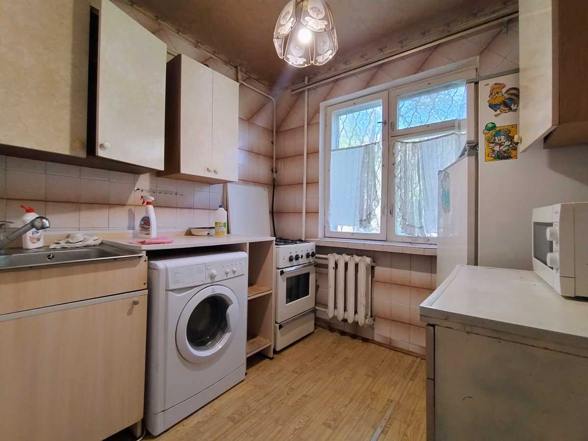 Продажа 3-комнатной квартиры 57 м², Академика Туполева ул., 17В