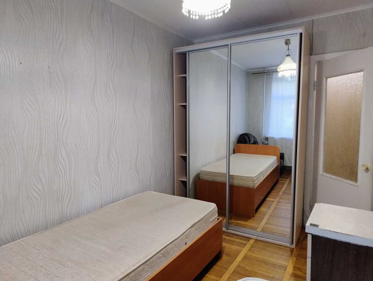 Продажа 3-комнатной квартиры 57 м², Академика Туполева ул., 17В