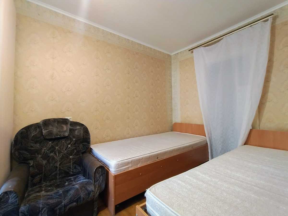 Продажа 3-комнатной квартиры 57 м², Академика Туполева ул., 17В