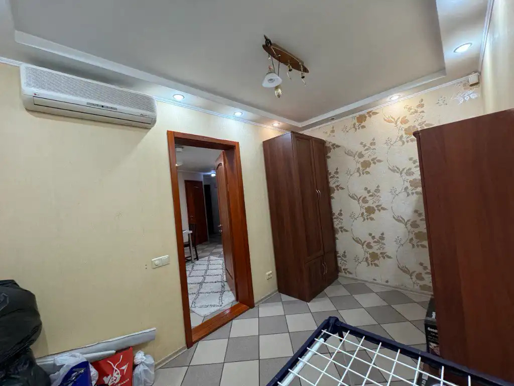 Аренда 3-комнатной квартиры 60 м², Гагарина просп., 78