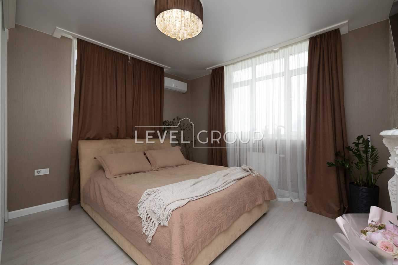 Продажа 2-комнатной квартиры 72 м², Воскресенская ул., 16Б