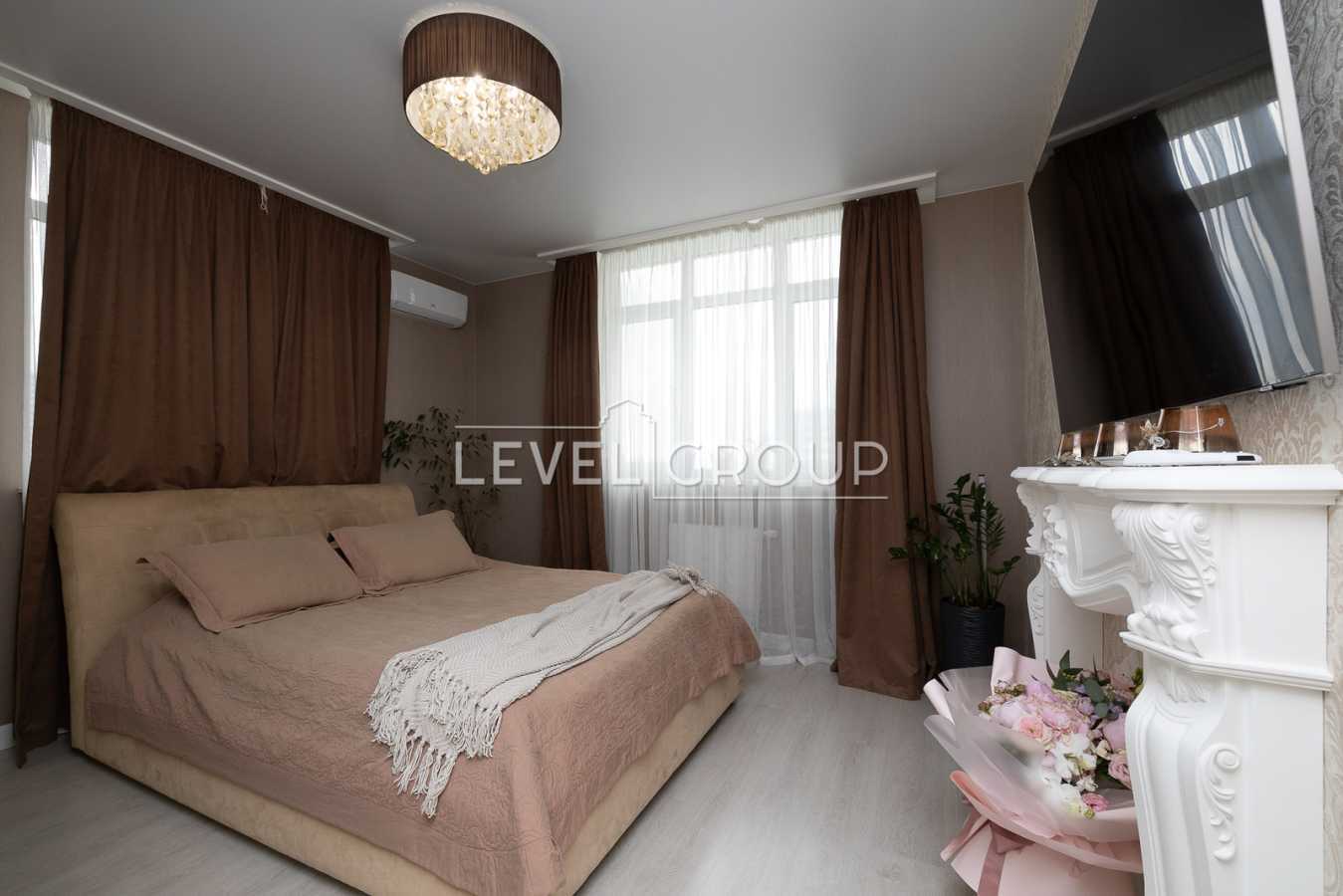 Продажа 2-комнатной квартиры 72 м², Воскресенская ул., 16Б