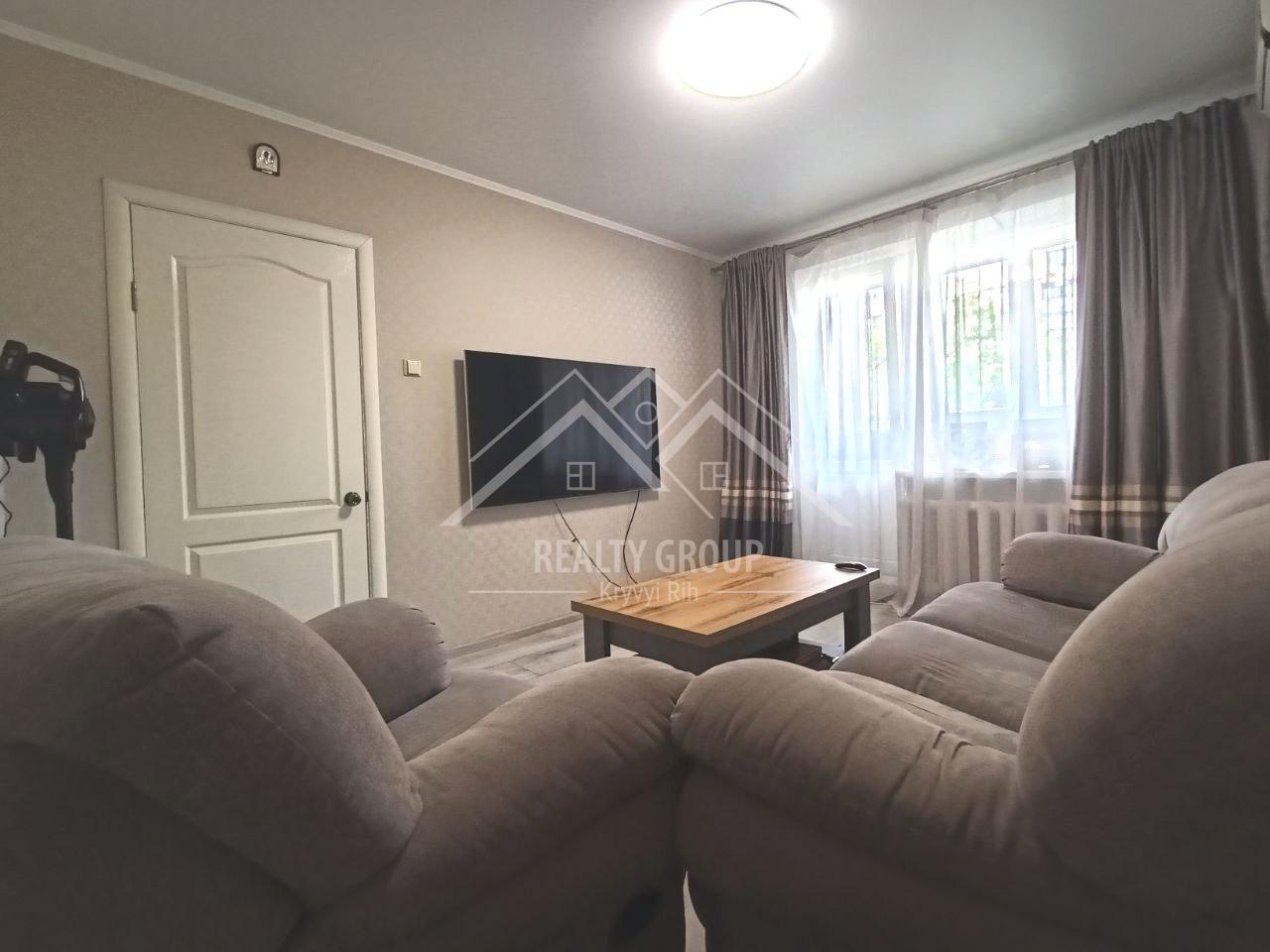 Продаж 3-кімнатної квартири 75.5 м², Січеславська вул.