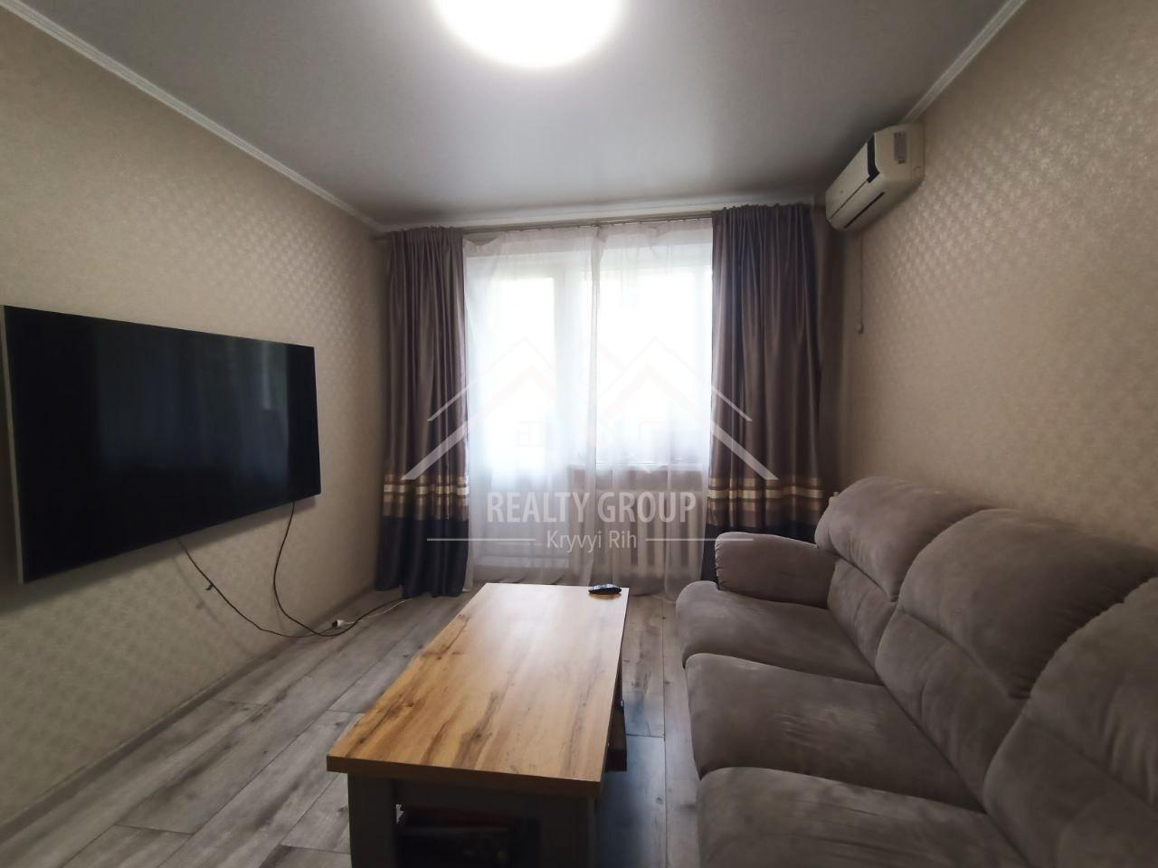Продаж 3-кімнатної квартири 75.5 м², Січеславська вул.