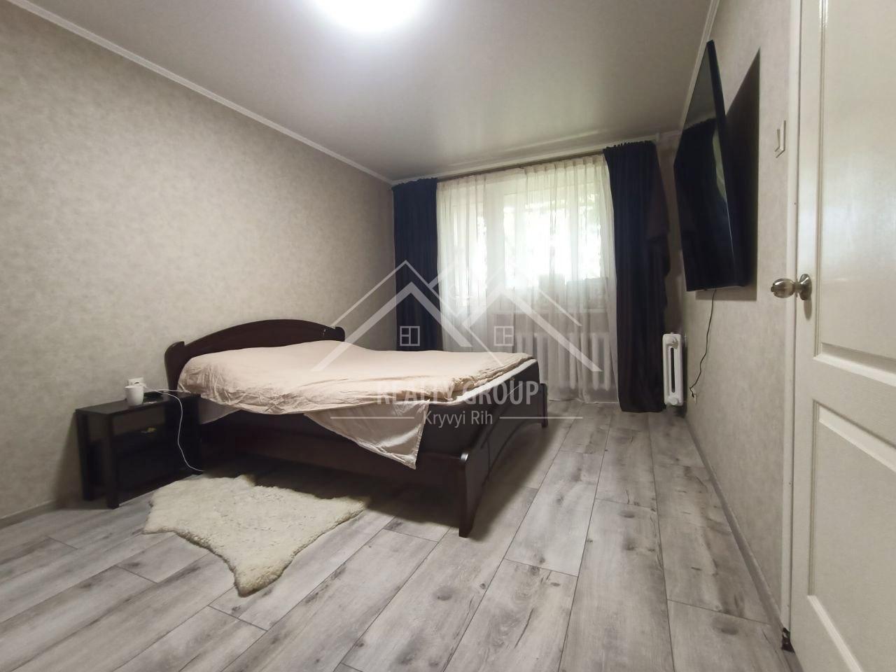 Продаж 3-кімнатної квартири 75.5 м², Січеславська вул.