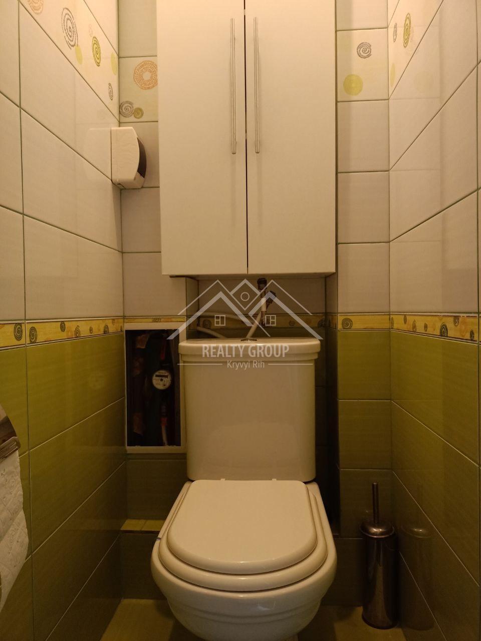 Продаж 3-кімнатної квартири 75.5 м², Січеславська вул.