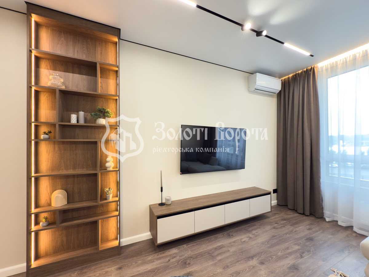 Продажа 1-комнатной квартиры 48 м², Днепровская наб., 15д