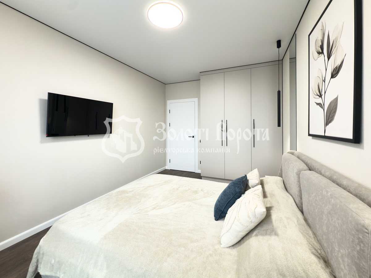 Продажа 1-комнатной квартиры 48 м², Днепровская наб., 15д