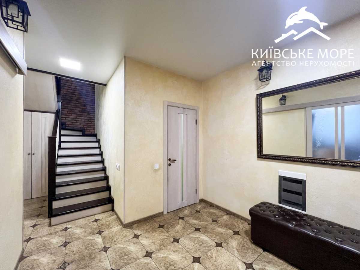 Продажа 4-комнатной квартиры 125.5 м², Воскресенская ул., 14Е