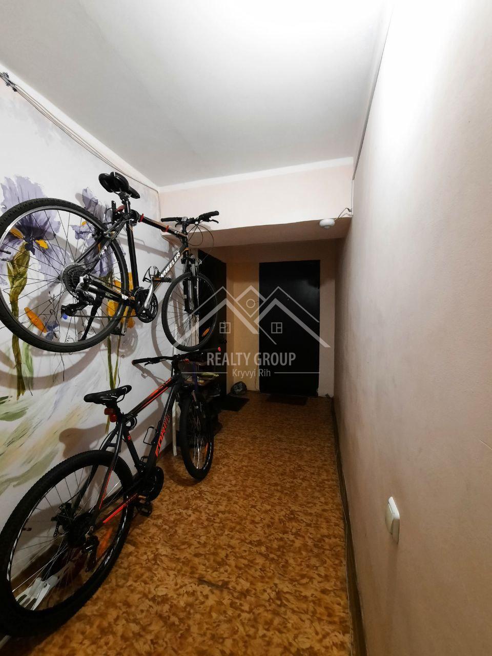 Продаж 2-кімнатної квартири 58.2 м², Ватутіна вул.