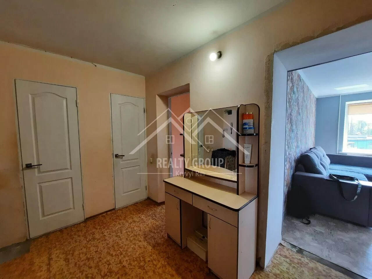 Продаж 2-кімнатної квартири 58.2 м², Ватутіна вул.