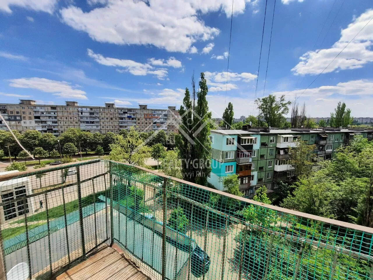 Продаж 2-кімнатної квартири 58.2 м², Ватутіна вул.