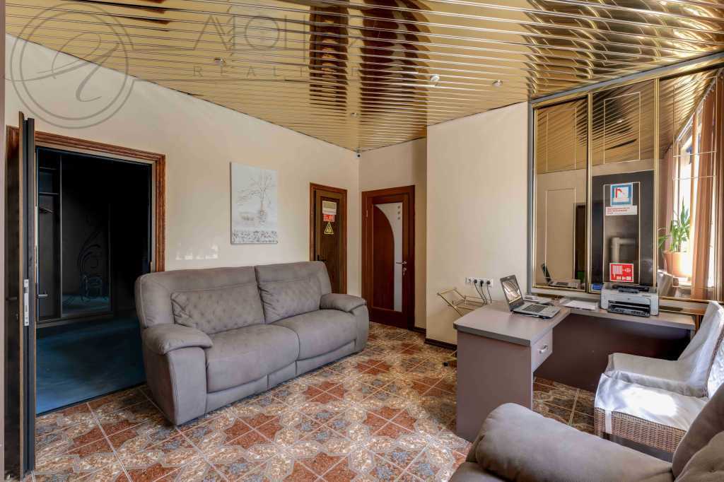 Продажа офиса 150 м², Героев Сталинграда просп., 12Д