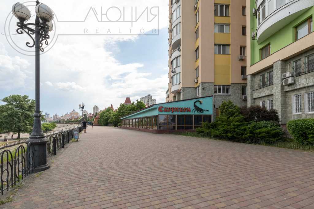 Продажа офиса 150 м², Героев Сталинграда просп., 12Д