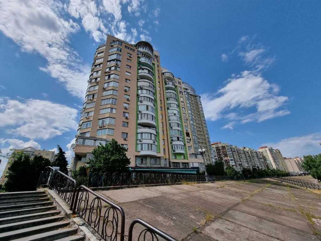Продажа офиса 150 м², Героев Сталинграда просп., 12Д